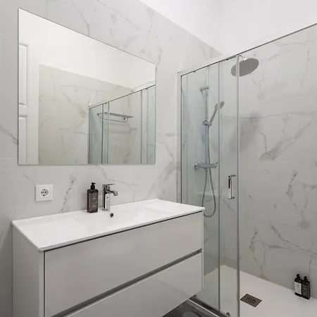 Alegria Rubi - Urban Oasis With Garden 别墅