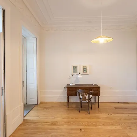 别墅 Alegria Rubi - Urban Oasis With Garden