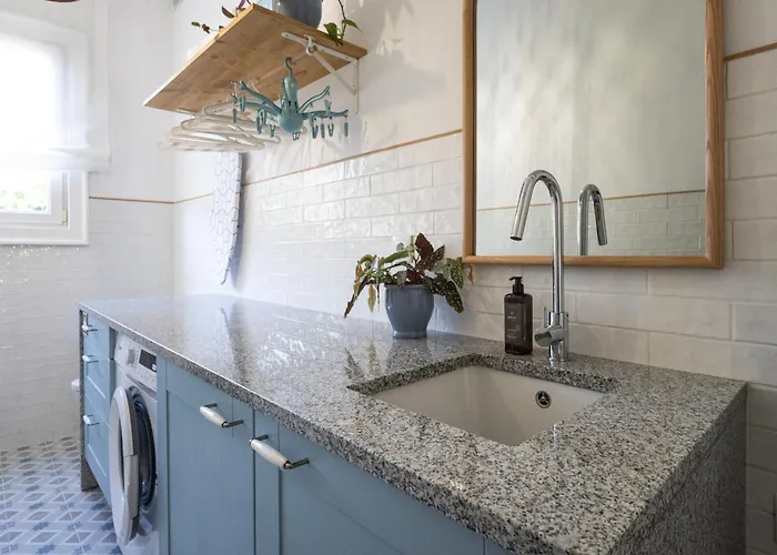 Alegria Rubi - Urban Oasis With Garden Oporto