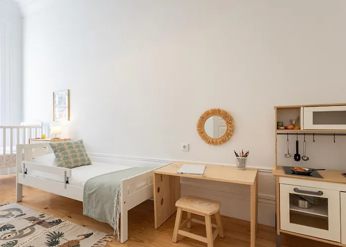 Alegria Rubi - Urban Oasis With Garden Villa *