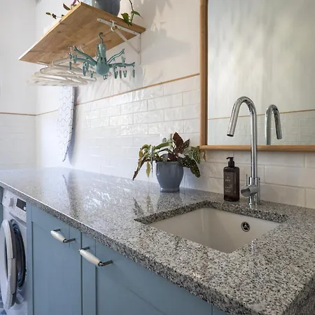 Alegria Rubi - Urban Oasis With Garden Porto