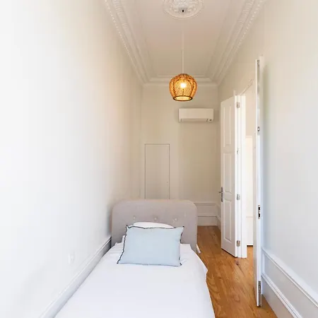 Villa Alegria Rubi - Urban Oasis With Garden *