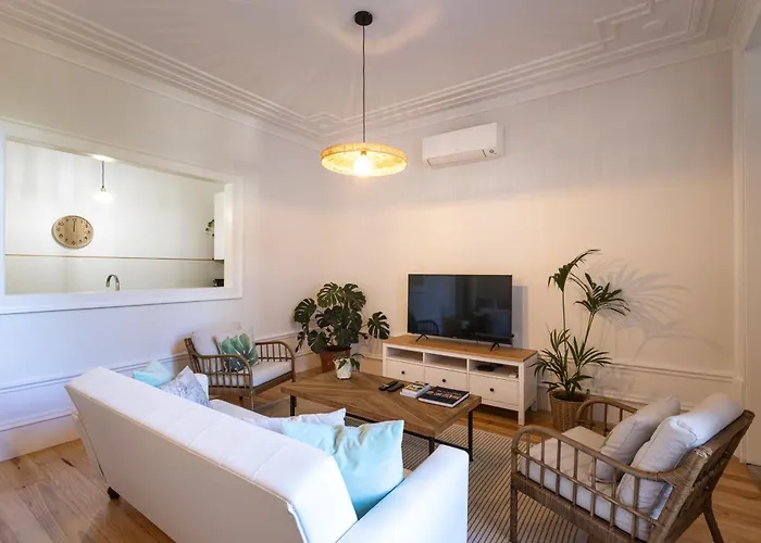 Alegria Rubi - Urban Oasis With Garden Πόρτο