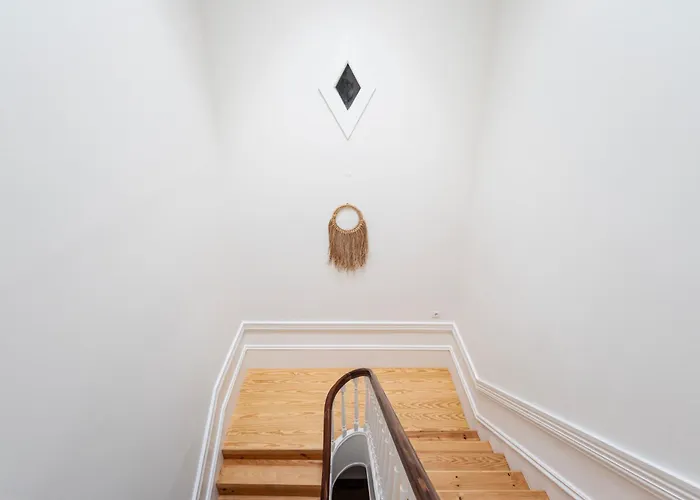 Villa Alegria Rubi - Urban Oasis With Garden *