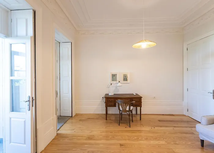 Vila Alegria Rubi - Urban Oasis With Garden