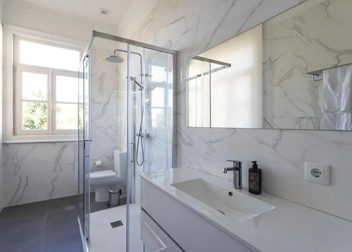 Alegria Rubi - Urban Oasis With Garden *