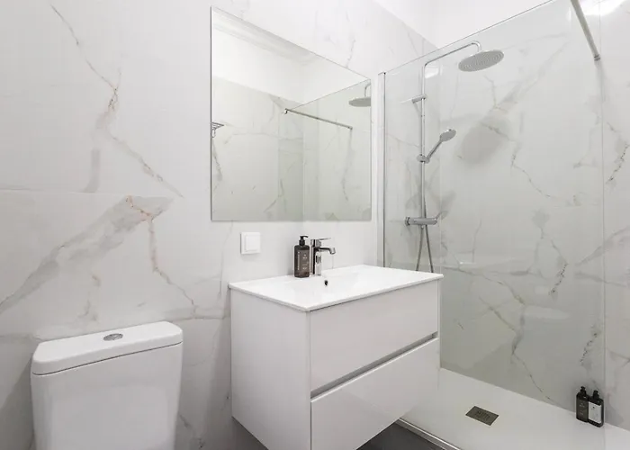 Alegria Rubi - Urban Oasis With Garden *